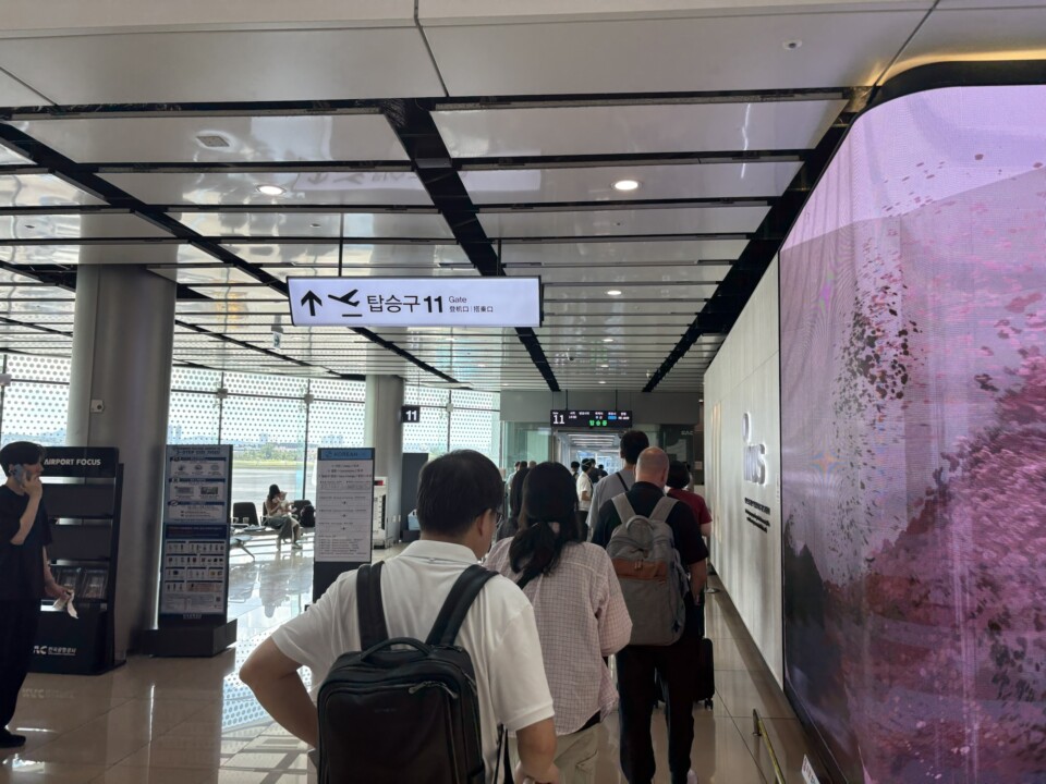 3階の出発フロアへ
