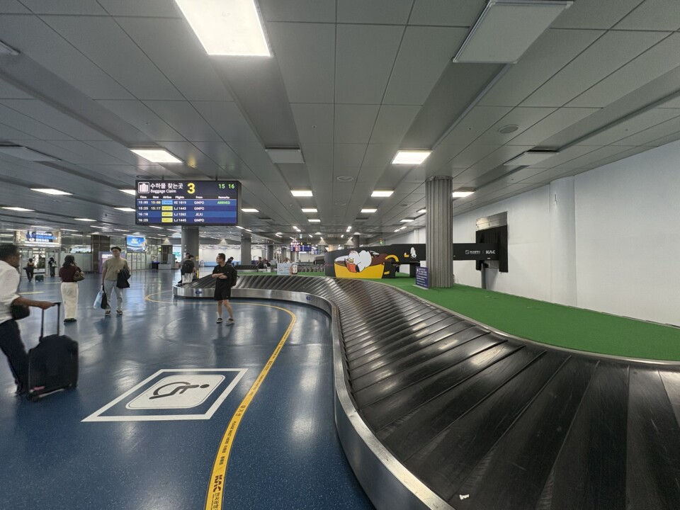 金海空港行きの国内線に搭乗