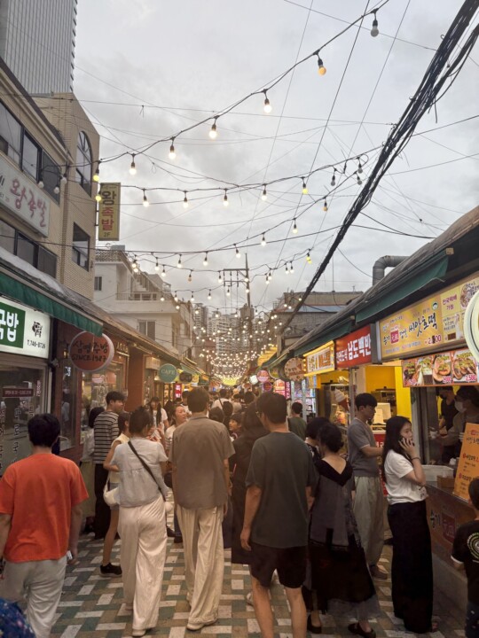 海雲台伝統市場の入り口